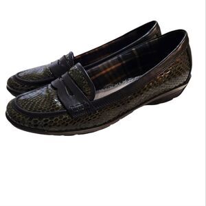 Aquatalia Snakeskin Embossed Green Leather Penny Loafers Shoes Women's 7